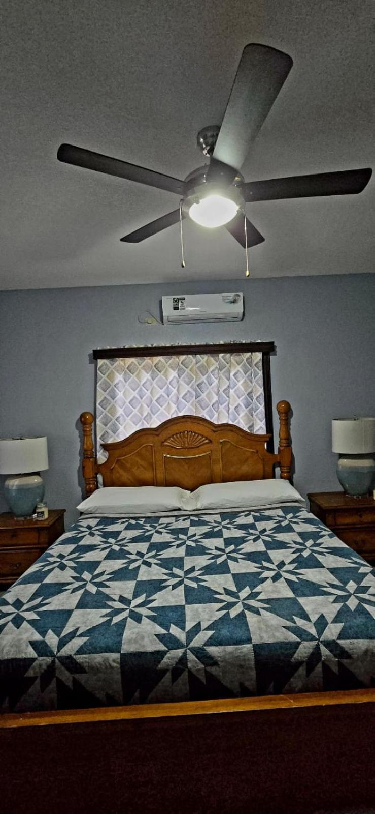 Bed and Breakfast Tuquil-Ha Ladyville Exterior foto
